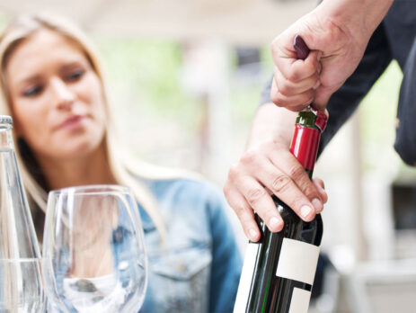 Aprire bottiglia vino